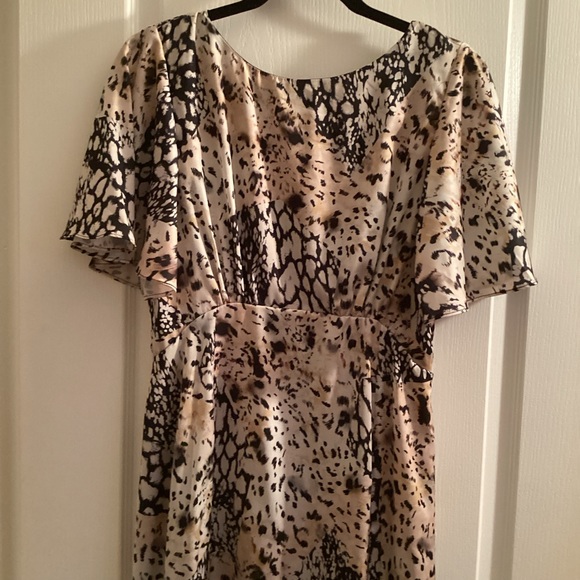 Wallis UK Dress - Picture 2 of 4